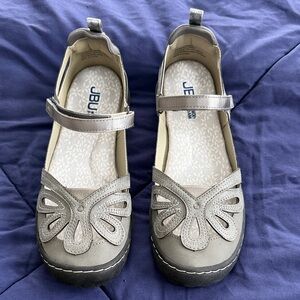 JBU Silver Kids Dress Shoes with Butterfly Cutout